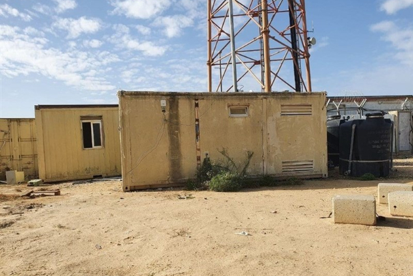 השפעה רבה בבסיס הצבא ישראל; אלפי כלי נשק ותחמושת נגנבו