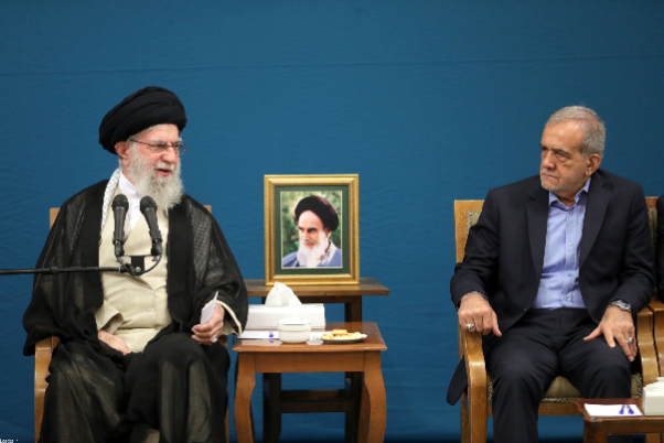 Верховный лидер Исламской революции, производство является ключом к решению экономических проблем