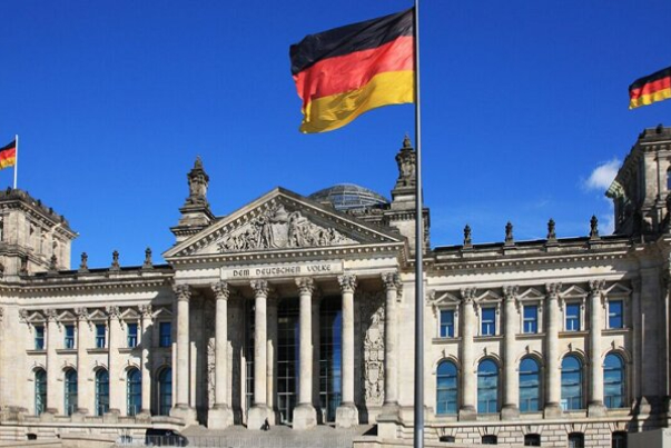 Германия депортировала первую группу афганских беженцев