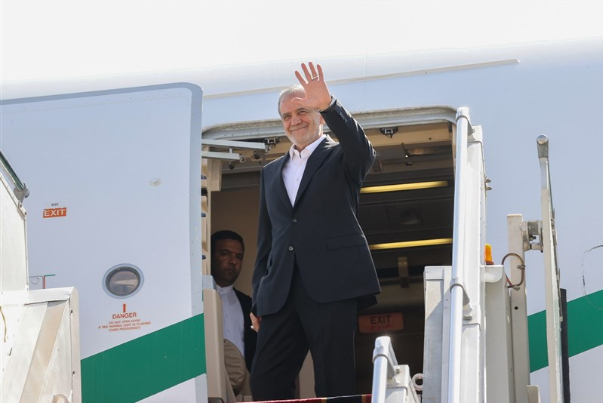 伊朗出席 D8 峰会