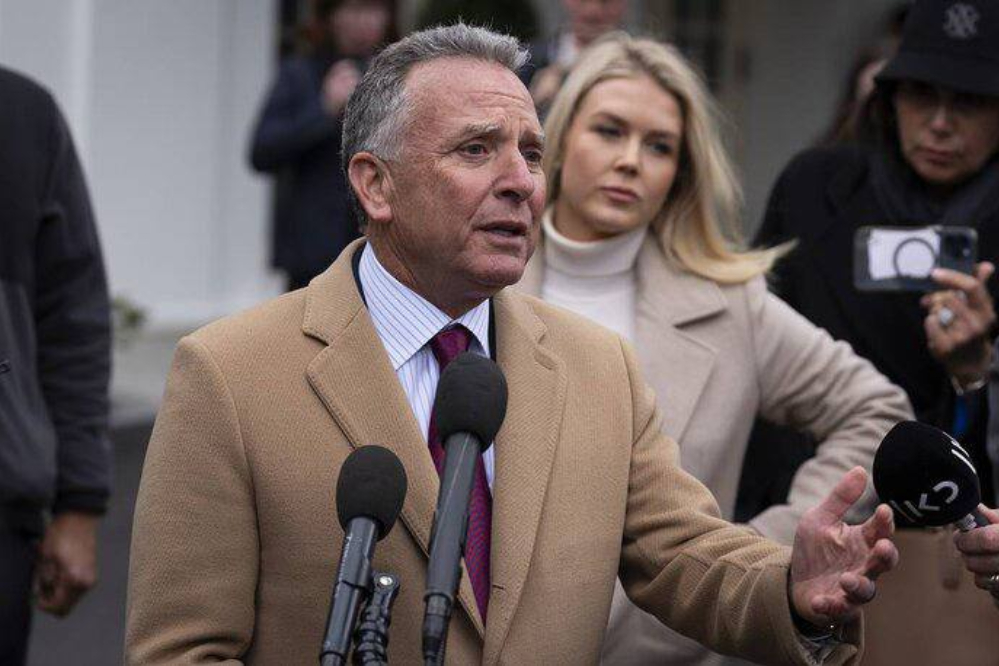 特朗普特使抵达莫斯科