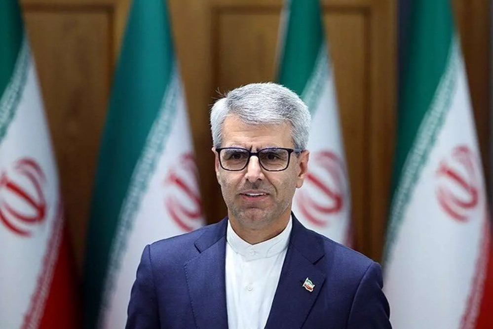 伊朗外交部：允许非军用船只在霍尔木兹海峡通行