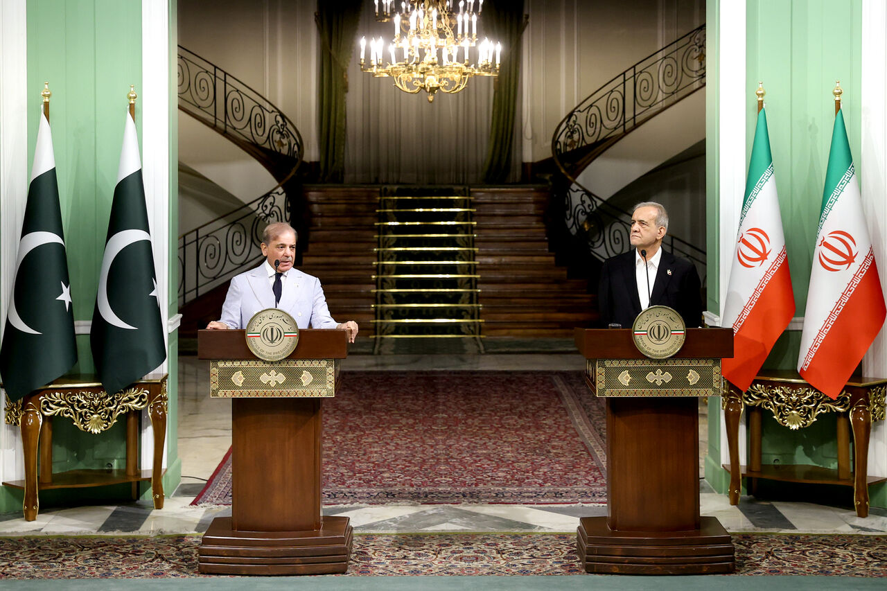 Пезешкиян: отношения Тегерана и Исламабада основаны на глубоких культурных и цивилизационных связях