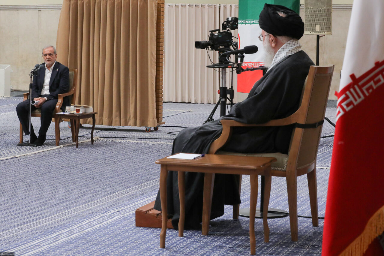 Аятолла Хаменеи: Сионистский режим — самый изолированный и ненавистный режим в мире