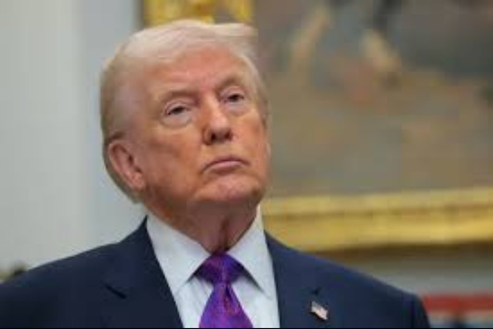 特朗普：我正在调查伊朗问题