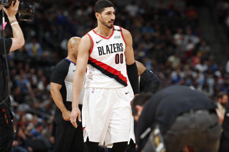 افطار چند ثانیه قبل از بازی در لیگ NBA