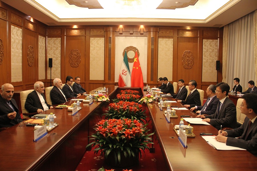 وزیرخارجه چین: ازحقوق مشروع ایران دفاع می کنیم