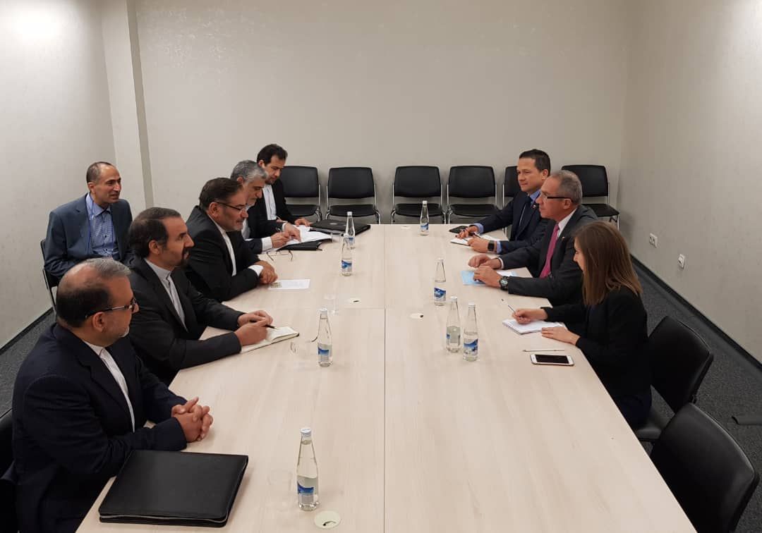 دیدار دبیرکل شورای ملی دفاعی ونزوئلا با شمخانی