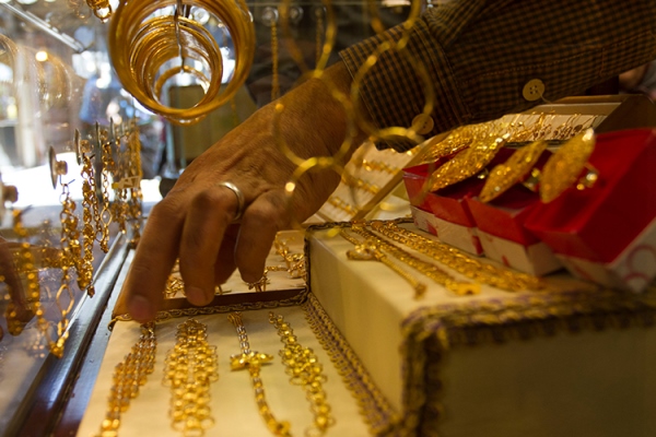 روند کاهشی قیمت طلا و سکه در هفته آینده