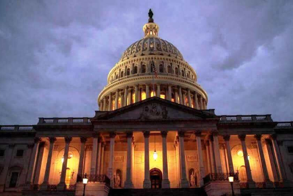 اختیارات جنگی ترامپ را علیه ایران محدود کرد