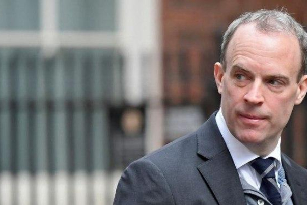 واکنش دومینیک راب به حمله راکتی به پایگاه «التاجی» عراق