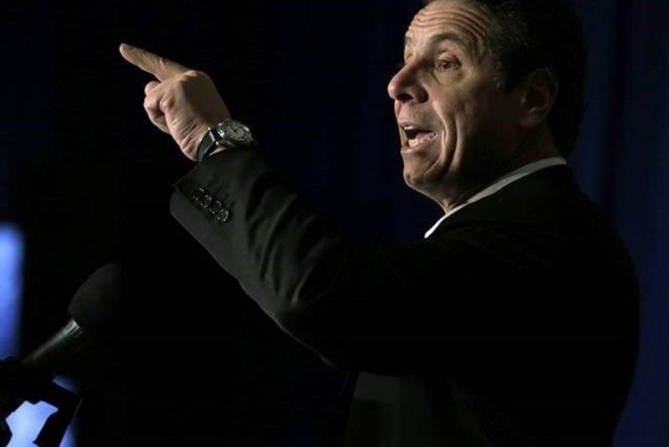 فرماندار نیویورک: تخت کافی برای بستری مبتلایان به کرونا نداریم