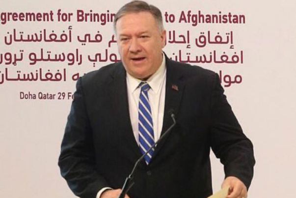 پمپئو در قطر با طالبان گفت و گو کرد