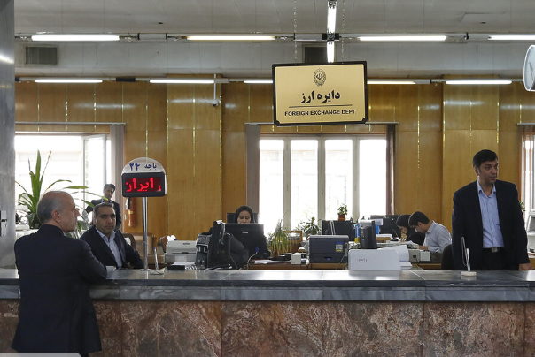 تمدید ساعت کاری فعلی بانک ها تا 21 فروردین