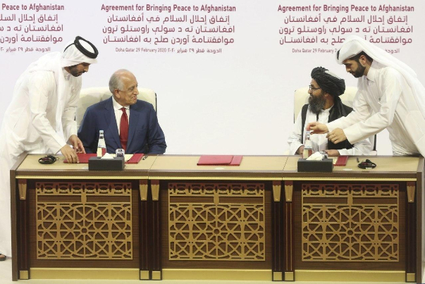 طالبان خطاب به آمریکا: توافق را زیا پا بگذارید، جنگ را آغاز می‌کنیم