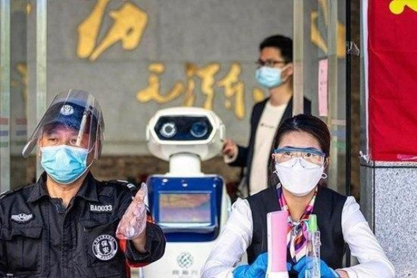 پایگاه‌آنتی‌وار: آمریکا به دنبال تشدید «چین‌هراسی» به دلیل شیوع کروناست