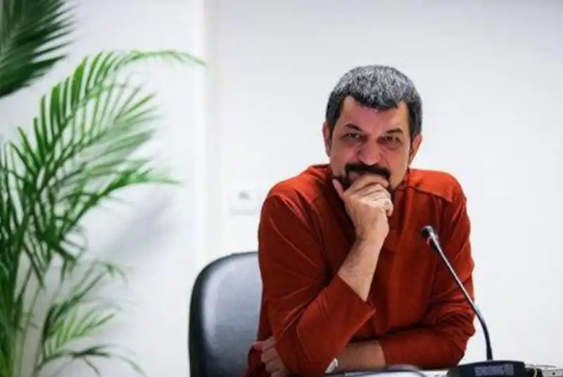 محمود شهریاری بازداشت شد