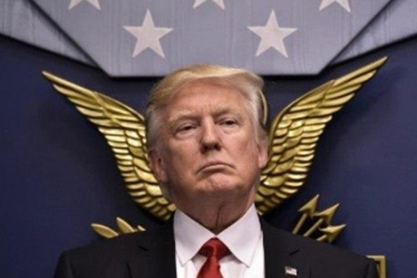 پاسخ ترامپ به سئوالی درباره آمار بالای تلفات کرونا در آمریکا: چین دروغ می‌گوید!