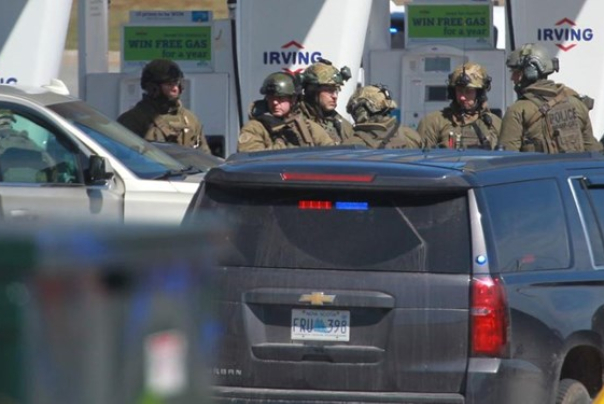 تیراندازی در کانادا 10 کشته برجا گذاشت