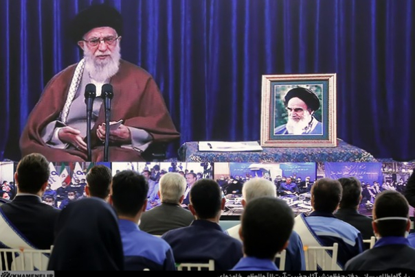 وظایف قوای سه گانه برای «جهش تولید» در بیان رهبر انقلاب