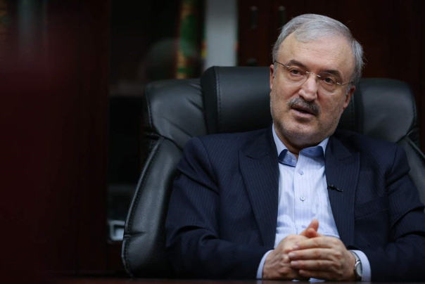 ویروس کرونا با گرما مهار نشد/ وضعیت عادی نیست