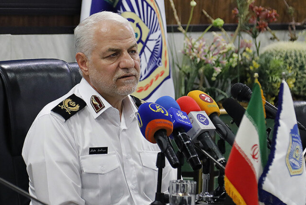 مردم سفر نروند