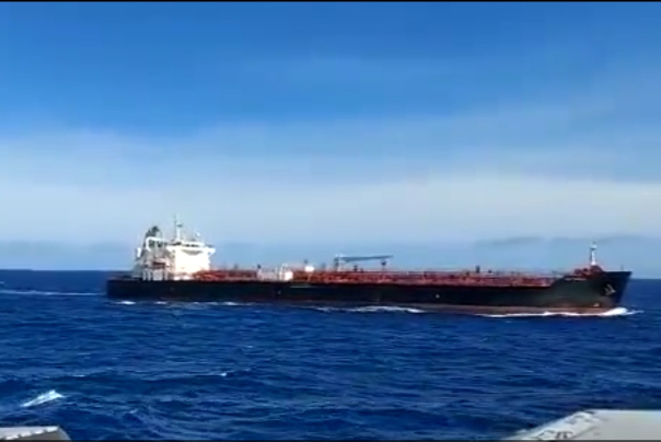 ورود سومین نفتکش ایرانی به آب‌های ونزوئلا + فیلم