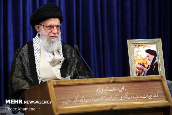 تحول‌خواهی از جوانی در امام خمینی (رض) وجود داشت/ مردم آمریکا از حکامشان خجلت زده‌اند