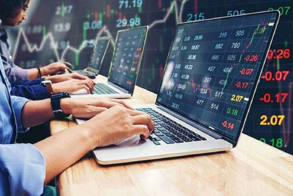 نقشه شوم شیادان و معاندین در کانال‌های بورسی/ سرپل‌های مافیایی شناسایی شدند