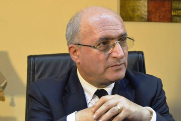 روایت روزنامه‌نگار سرشناس لبنانی از نقش سعودی در استعفای مصطفی ادیب