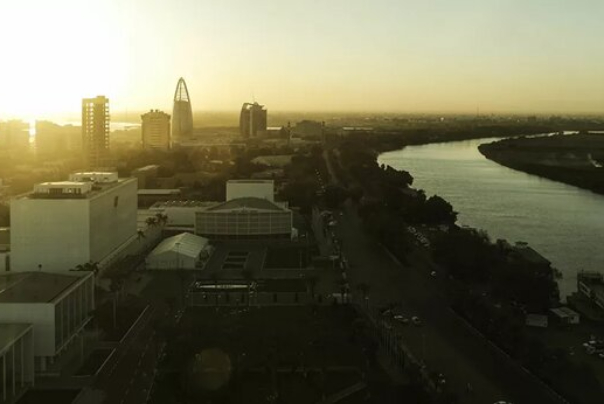 המטוס המסחרי הראשון של ישראל עובר במרחב האווירי של סודן