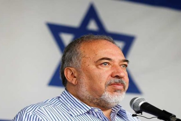 ליברמן: סודות נתניהו הם איום על ישראל