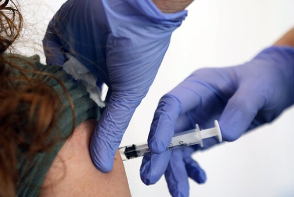 נתונים מדאיגים בסקר "ישראל היום": 37% מהישראלים יסרבו להתחסן נגד קורונה