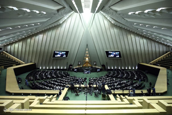 نمایندگان با اصلاح ساختار بودجه موافقت کردند