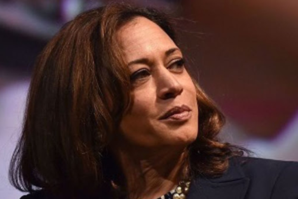 ویدئو: لحظه سوگند یاد کردن کاملا هریس معاون جو بایدن