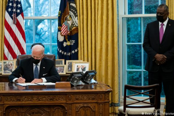 A look at the recent moves by the West in response to the Yemeni crisis