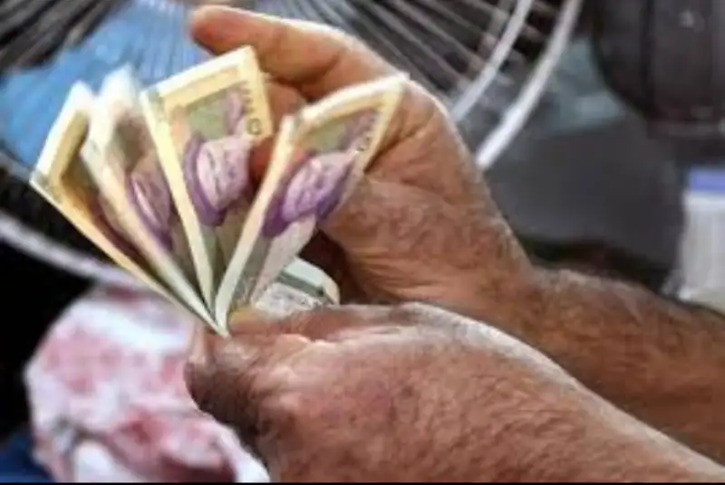 مزد 1400 به صورت ملی تعیین می‌شود