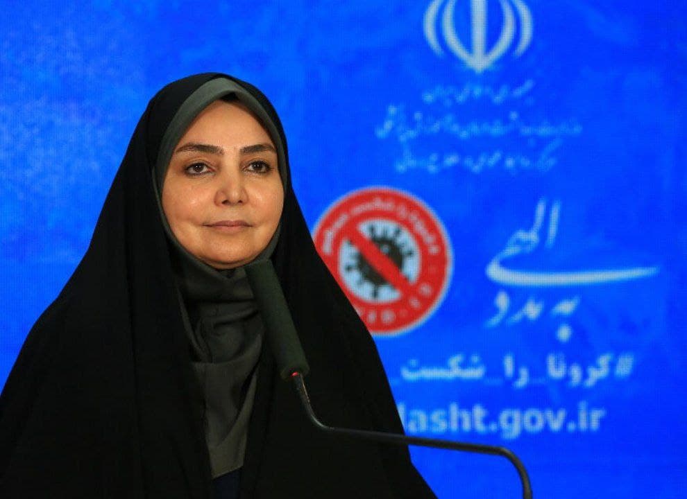 معاون وزارت بهداشت: باید مهرماه به آموزش حضوری برگردیم / واکسیناسیون تمامی دانشجویان تا اواخر شهریور