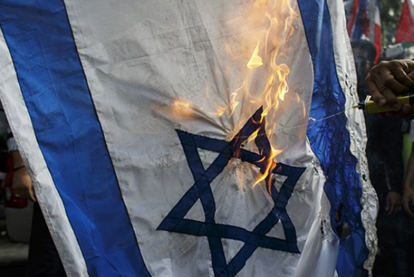 فیلم: تظاهرات مردم آلمان در حمایت از فلسطین توسط پلیس به خشونت کشیده شد