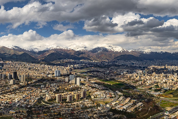 شهرداری سیاست زده؛ علت انباشت چالش‌های بزرگ در پایتخت