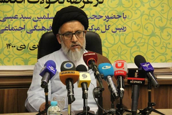 شهید سلیمانی مصداق بارز اشداء علی الکفار و رحماء بینهم بود