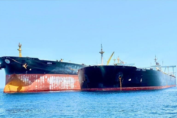 США сняли санкции с нефтяного танкера "Oman Pride"