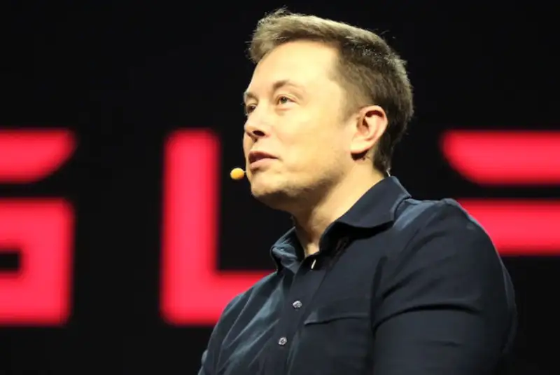 ایلان ماسک دیگر خودرو تولید نمی‌کند