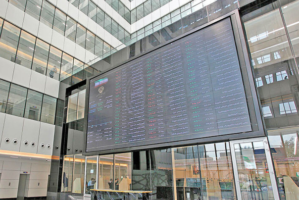 سهامداران بورسی چقدر سود نقدی و سنواتی گرفتند؟