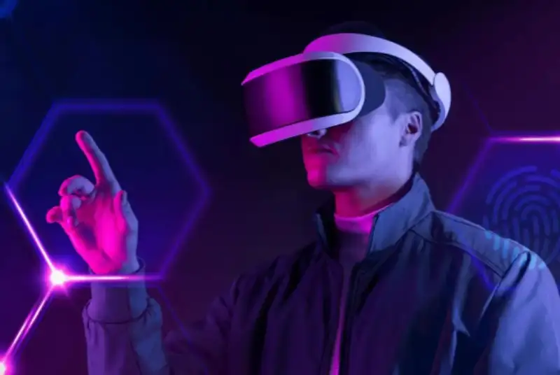 متاورس چیست؟