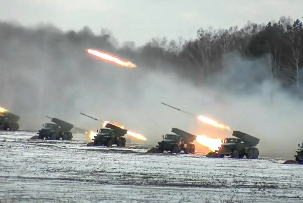 Российские военные в Чернобыле и всеобщая мобилизация. Что известно о ситуации на Украине