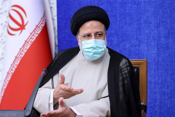 هیچ واحد تولیدی حق ندارد در پرداخت منظم حقوق کارگران تعلل کند