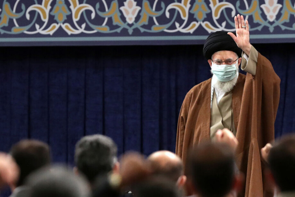 Лидер: цель нашей встречи с рабочими – благодарность за их услуги