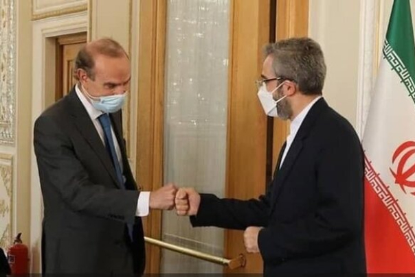 مورا با علی باقری دیدار کرد