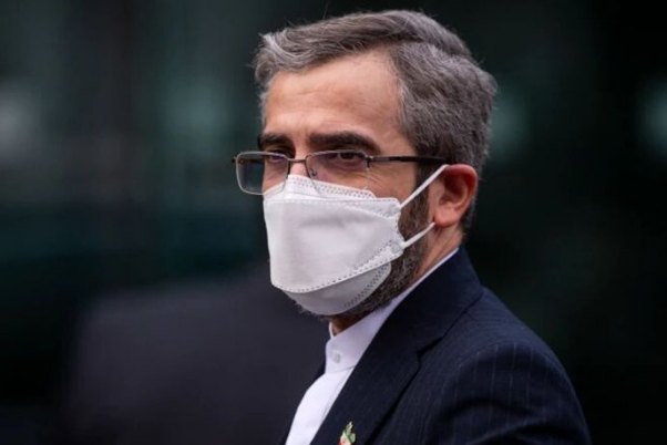 باقری درباره سفر مورا به اعضای کمیسیون امنیت ملی پاسخ داد/ مذاکرات ادامه دارد